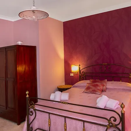 Гостевой дом Il Casale 2*